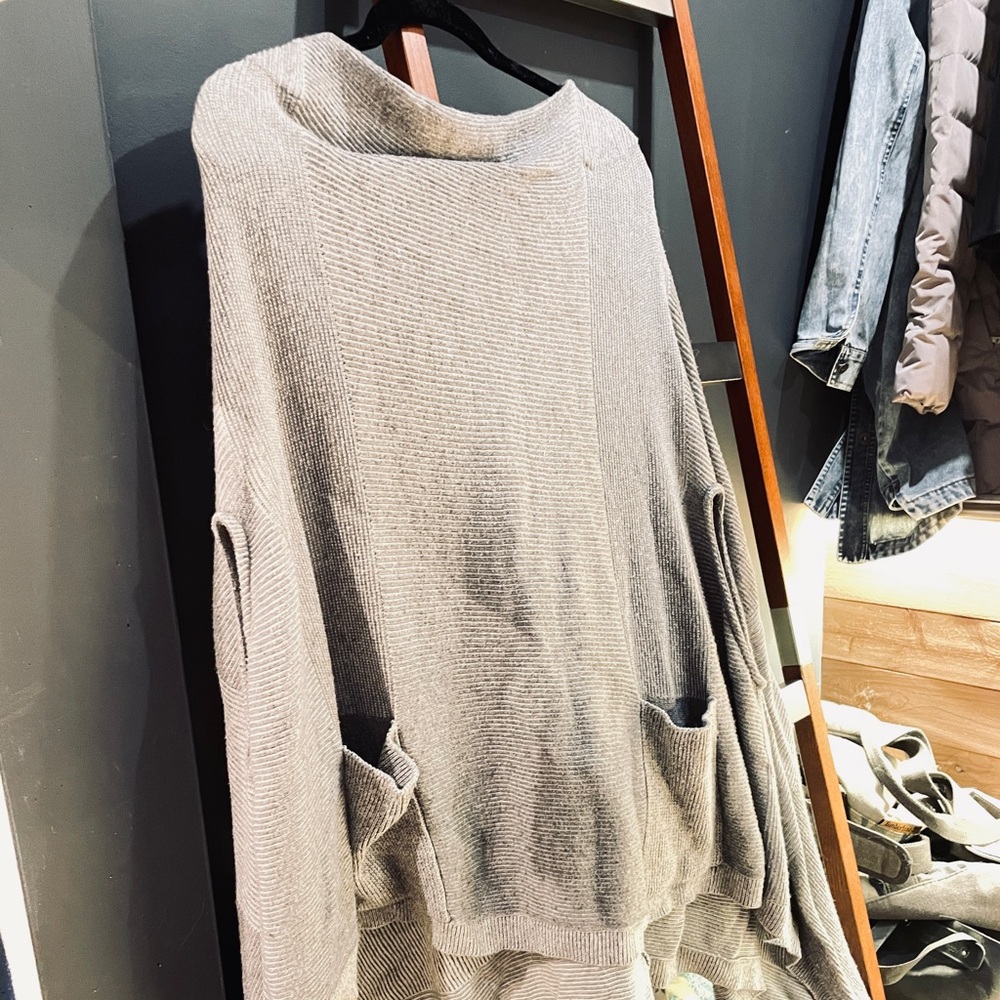 Moth content blend poncho cape